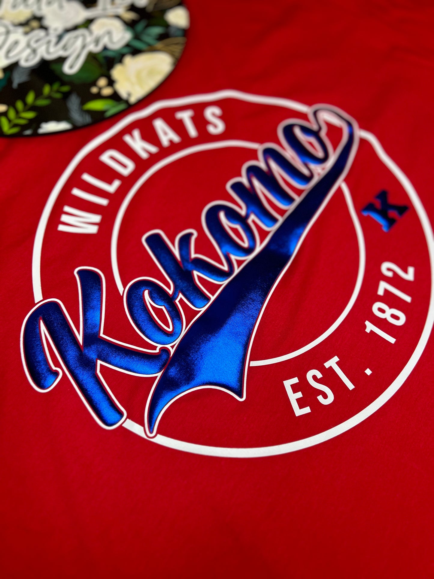 Kokomo Wildkats Metallic Puff Circle Design