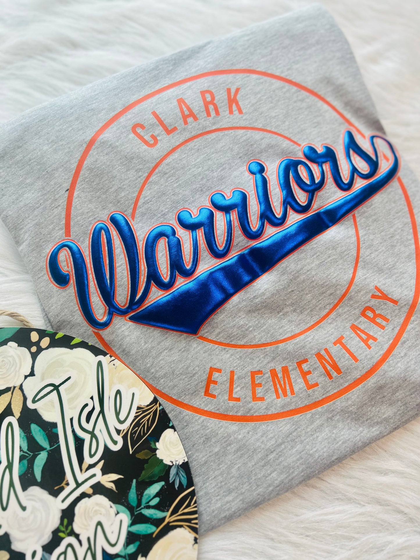 Clark Elementary Metallic Puff Design