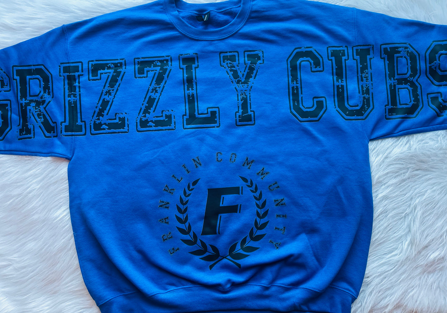 Franklin Grizzly Cubs Oversized Horizontal Design on Crewneck Sweatshirt