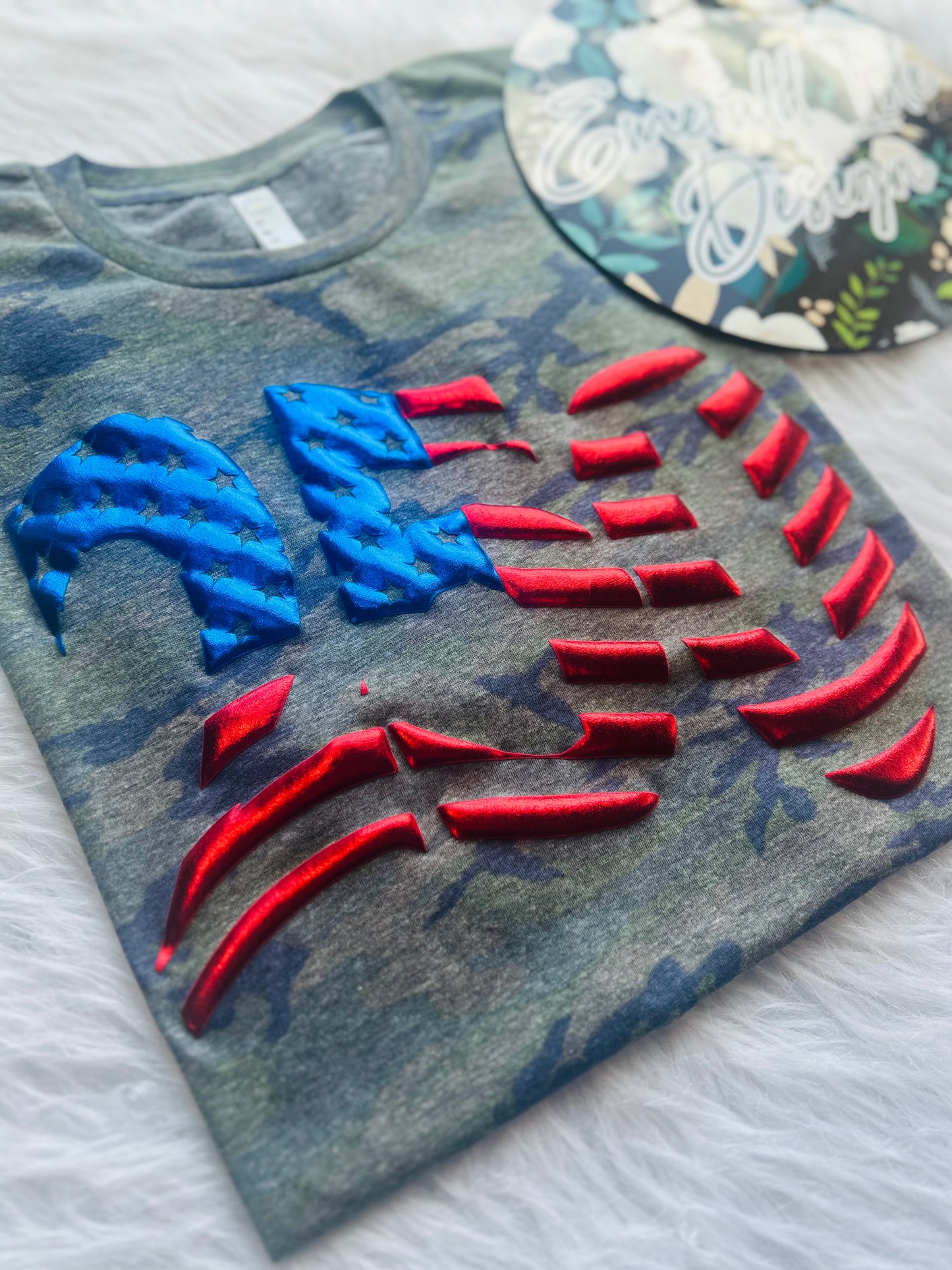250 American Flag Metallic Puff Design on Camo Unisex T